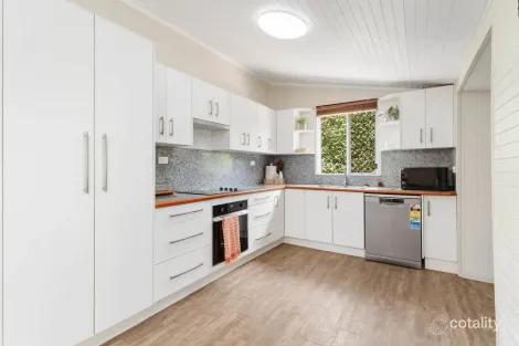 Property photo of 7 Peterson Street West Rockhampton QLD 4700