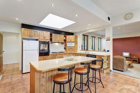 Property photo of 20 Oaktree Road Croydon North VIC 3136