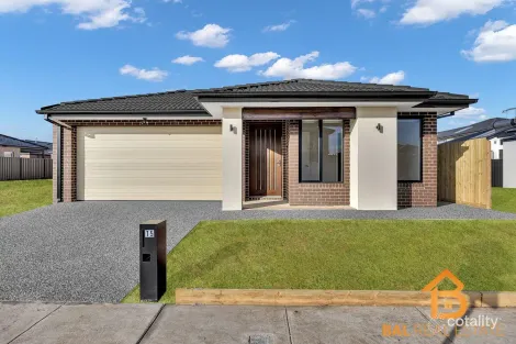 15 Farrington Ave, Melton South, VIC 3338