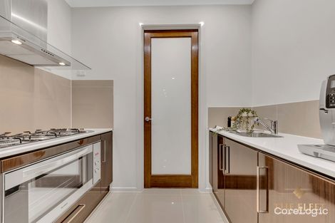 Property photo of 125 Sanctuary Lakes South Boulevard Point Cook VIC 3030