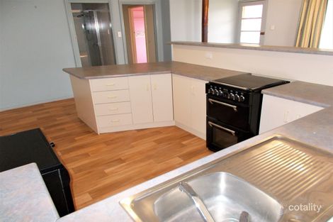 Property photo of 6 Philip Avenue Bordertown SA 5268