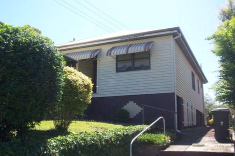 Property photo of 7 Newcastle Crescent Kahibah NSW 2290