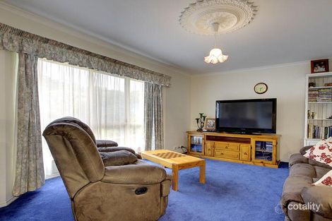 Property photo of 32 Onkaparinga Drive Old Noarlunga SA 5168