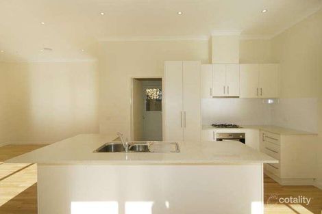 Property photo of 2B Mount Pleasant Drive Mount Waverley VIC 3149