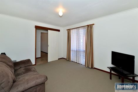 Property photo of 43 Barcelona Road Noarlunga Downs SA 5168