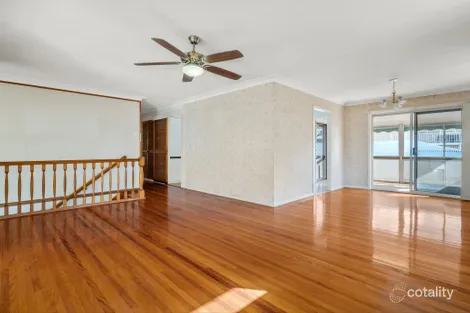 Property photo of 4 Novello Street Mansfield QLD 4122