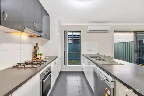 Property photo of 80 The Boulevard Parafield Gardens SA 5107