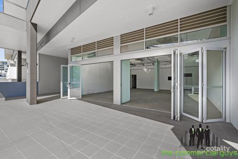 204/113 Landsborough Ave, Scarborough, QLD 4020