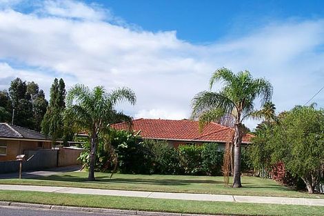 32 Gilbertson Rd, Kardinya, WA 6163