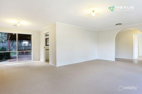 Property photo of 16 Cairn Curren Close Rowville VIC 3178