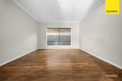 Property photo of 22 Olympic Circuit Strathtulloh VIC 3338