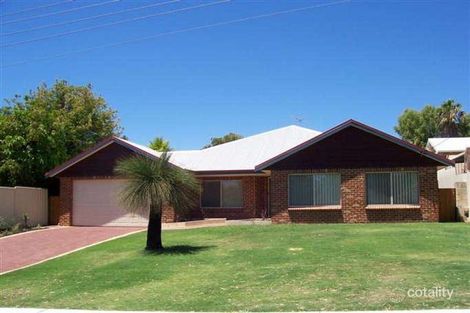 Property photo of 10 Edward Street Sorrento WA 6020