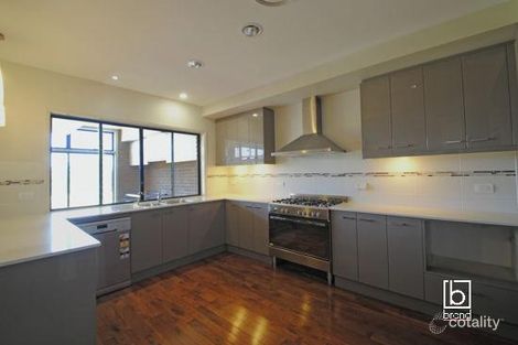 Property photo of 8 Farrier Crescent Hamlyn Terrace NSW 2259