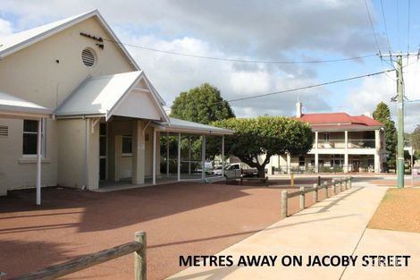 Property photo of 2/2995 Jacoby Street Mundaring WA 6073