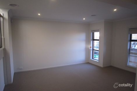 Property photo of 36 Spectrum Way Coburg North VIC 3058