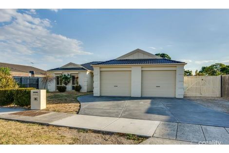 101 Hutchinson Dr, Lynbrook, VIC 3975