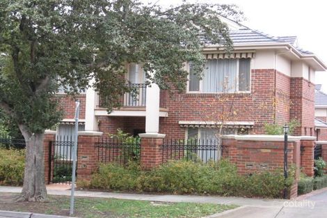 17 Peate Ave, Glen Iris, VIC 3146