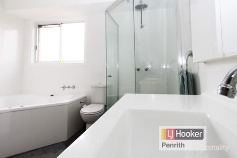Property photo of 4 Martha Crescent Cranebrook NSW 2749