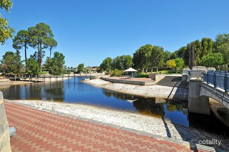 Property photo of 26 Taranto Way Ellenbrook WA 6069