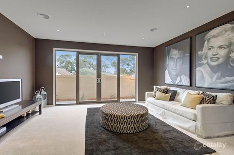 Property photo of 11 Hunt Street Balwyn North VIC 3104