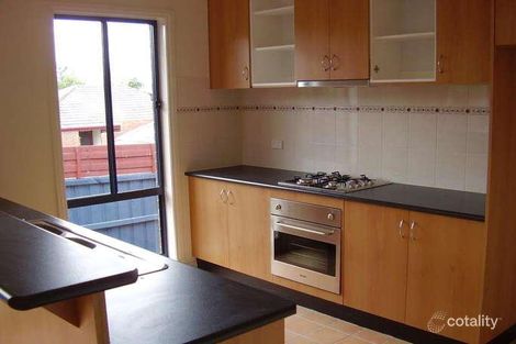 Property photo of 2/203 Collins Street Thornbury VIC 3071