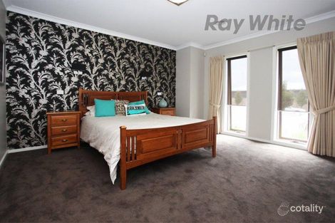 Property photo of 44 Malibu Boulevard Point Cook VIC 3030