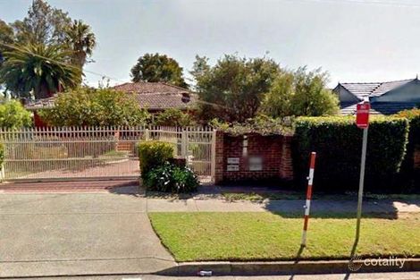 21 De Meyrick Ave, Casula, NSW 2170