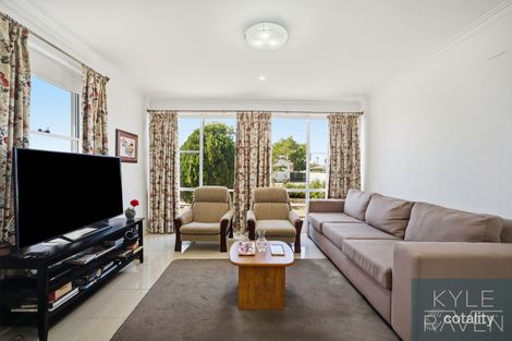 Property photo of 1 Batchelor Crescent Wangaratta VIC 3677