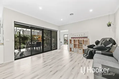 Property photo of 5 Volero Street Clyde VIC 3978