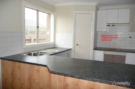Property photo of 2/164 McGrath Road Wyndham Vale VIC 3024
