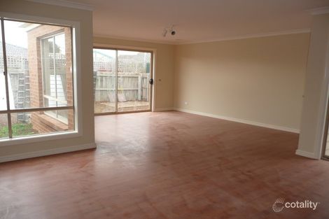 Property photo of 2/164 McGrath Road Wyndham Vale VIC 3024