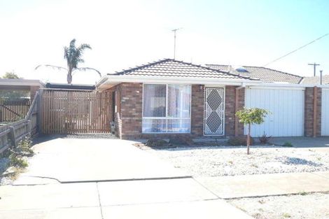 1/2 Bartlett Cres, Hoppers Crossing, VIC 3029