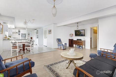 Property photo of 80 Booreea Boulevard Cordeaux Heights NSW 2526