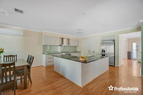Property photo of 2 Golden Wattle Way Harkness VIC 3337