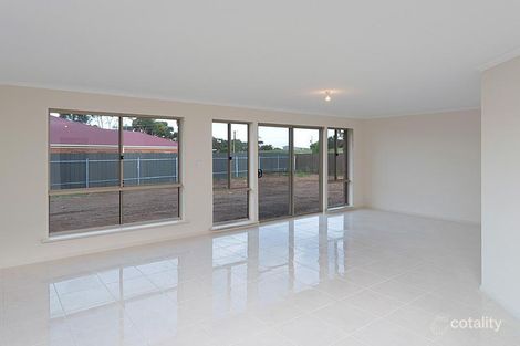 Property photo of 32 Glenalbyn Close Strathalbyn SA 5255