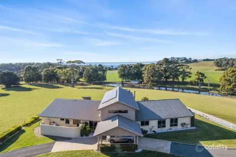 Property photo of 4 Travers Lane Penguin TAS 7316