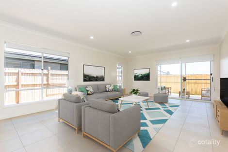 13 Clearwater St, Newport, QLD 4020