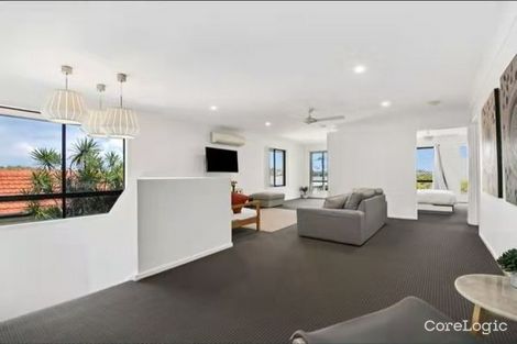 Property photo of 38 Greenmount Avenue Holland Park QLD 4121