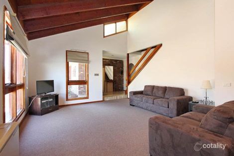 Property photo of 98 Westmelton Drive Melton West VIC 3337