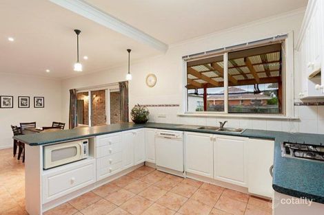 Property photo of 8 Highview Road Bentleigh East VIC 3165