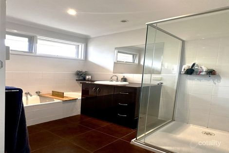 Property photo of 24 Mohilla Street Mount Eliza VIC 3930