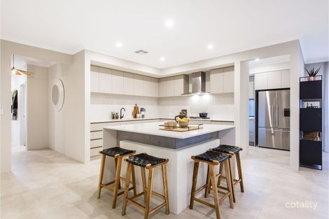 Property photo of 7 Boudicca Drive Forrestdale WA 6112