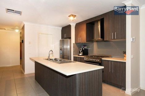 Property photo of 36 Ben Loman Circuit Craigieburn VIC 3064