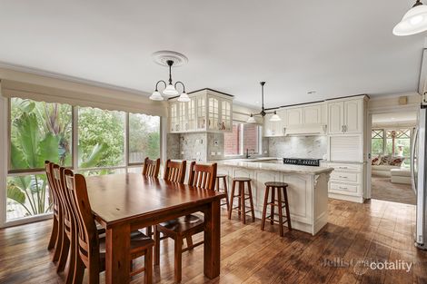 Property photo of 11 Baringa Court Rowville VIC 3178