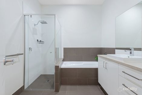 Property photo of 29 Chinaberry Crescent Upper Coomera QLD 4209