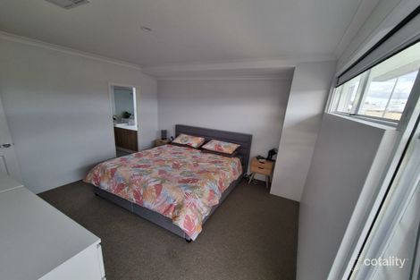Property photo of 164 Sapphire Chase Wellard WA 6170