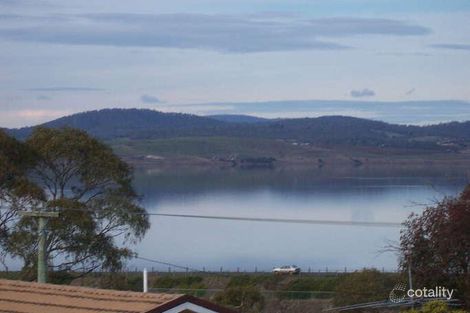 Property photo of 27 Third Avenue Midway Point TAS 7171