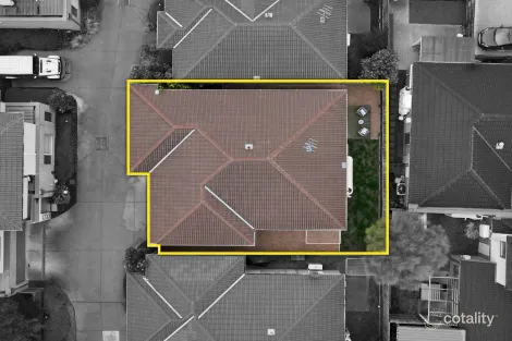 Property photo of 8 Mercury Court Carrum Downs VIC 3201