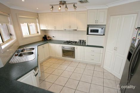 Property photo of 7 Kyalla Place Bourkelands NSW 2650