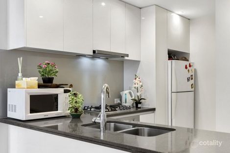 Property photo of 8/98-100 Carrington Road Box Hill VIC 3128